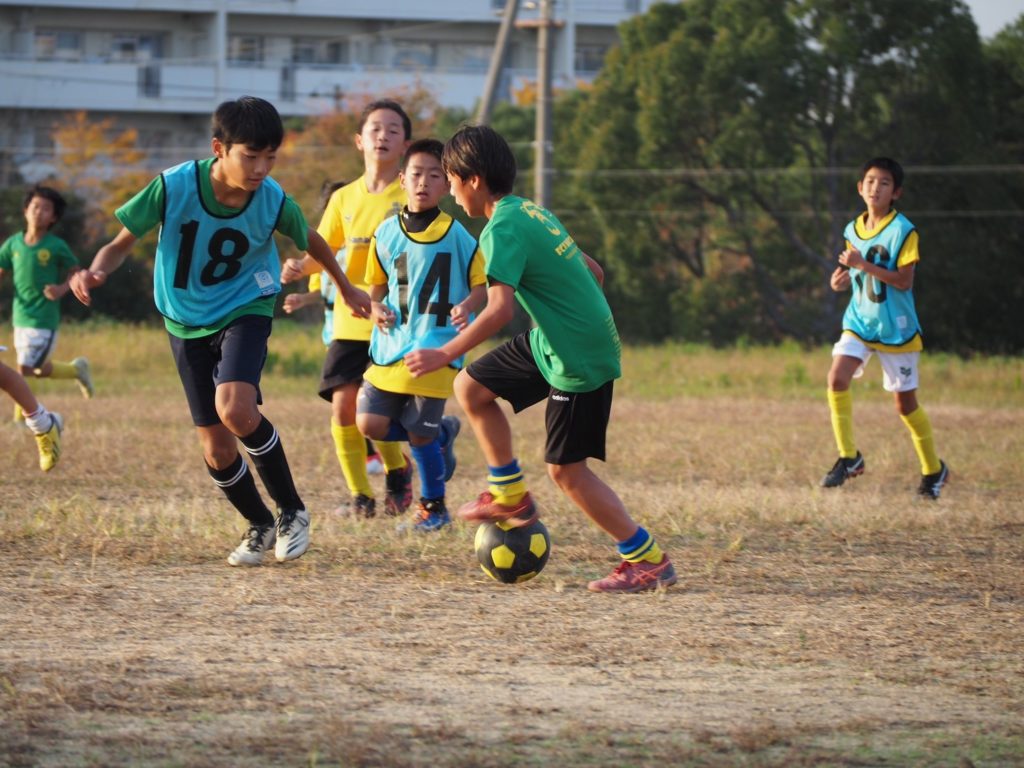 Fcyamazaru 山猿 ヤマザル やまざる 明石市の 個 にこだわるサッカースクール